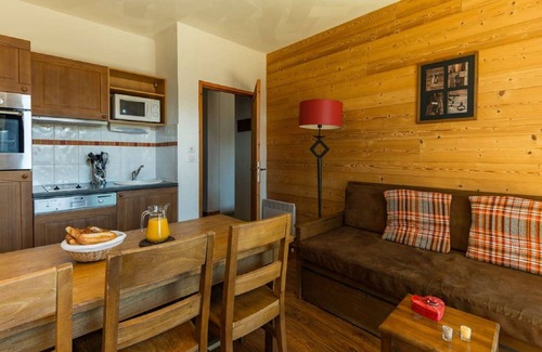 Pla d'Adet Apartment | Beautiful * apartment on the slopes, swimming pool, jacuzzi, hammam, sauna .