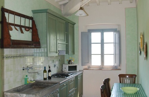 Castelfiorentino Villa | Beautiful apartment in villa with WIFI, pool, panoramic view and parking, close to San Gimignano