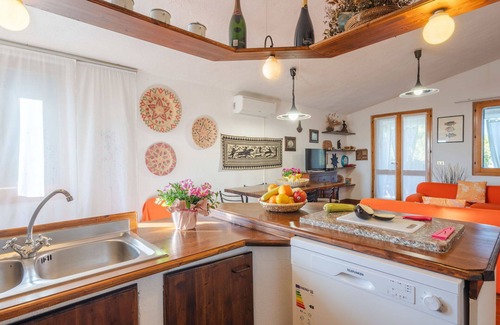 Paduledda Apartment | Beautiful apartment for 6 people with WIFI, A/C, TV and terrace