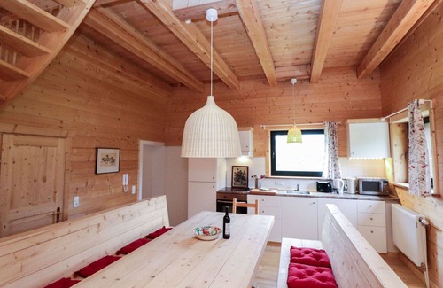Muhldorf Apartment | Beautiful apartment for 9 people with WIFI and TV