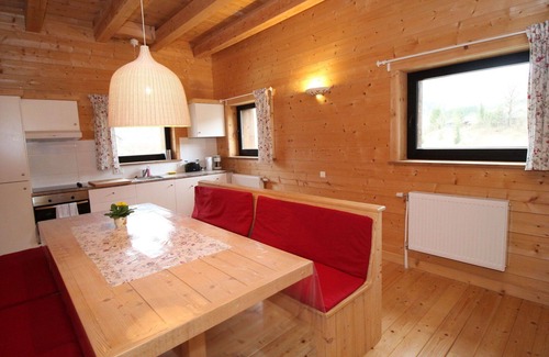 Muhldorf Apartment | Beautiful apartment for 9 people with WIFI and TV