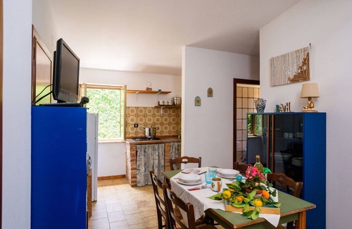 Trappeto Apartment | Beautiful apartment for 4 guests with WIFI and TV