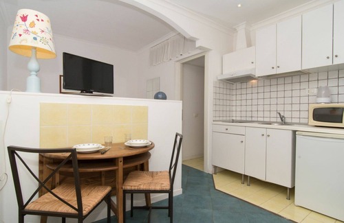 Casamicciola Terme Villa | Beautiful apartment in villa for 2 people with WIFI, TV, patio and parking
