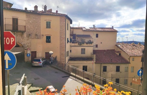Massa Marittima Apartment | Beautiful apartment for 3 guests with WIFI, TV, pets allowed and parking