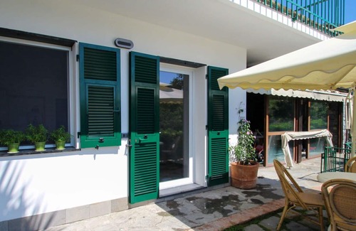 Casarza Ligure Apartment | Beautiful apartment for 4 guests with WIFI, A/C, hot tub, TV, patio and pets allowed