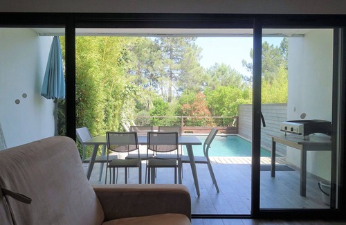 Sari-Solenzara Apartment | Beautiful apartment for 4 people with private pool, A/C, WIFI, TV, terrace, pets allowed and par.