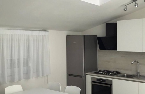Sistiana House | Beautiful apartment in villa for 6 guests with A/C, WIFI, pool, TV, terrace and parking