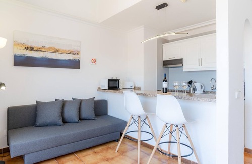 San Miguel de Abona Apartment | Beautiful Apartment in Golf del Sur with sea views