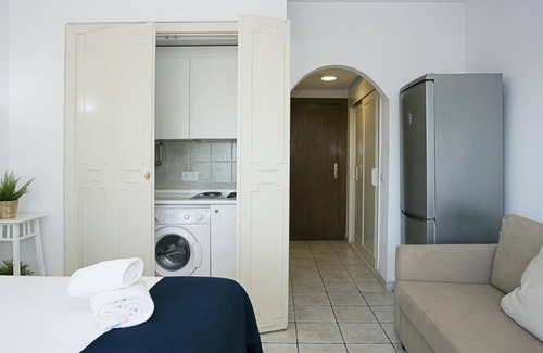 Carihuela Apartment | BEAUTIFUL APARTMENT WITH POOL, FREE PARKING AND FREE WIFFI