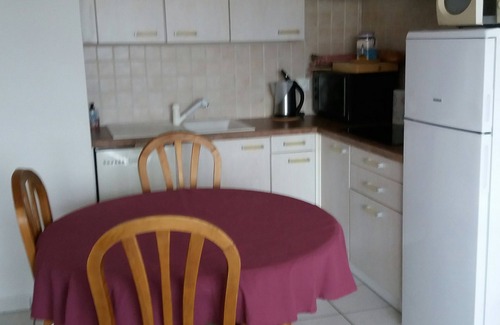 Perros-Guirec Apartment | Beautiful apartment with Terrace, at the port, sea view, classified 3 * WIFI