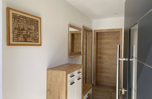 Oberau Apartment | Beautiful apartment for 4 people with WIFI, TV, terrace, panoramic view and parking