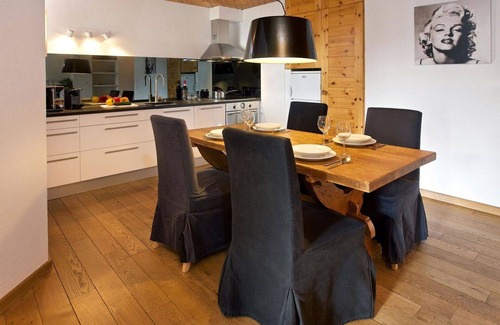 Lenzerheide Apartment | Beautiful apartment for 5 guests with TV and balcony