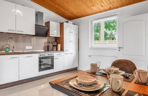 Oberndorf Apartment | Beautiful apartment for 2 guests with WIFI, TV, patio and parking