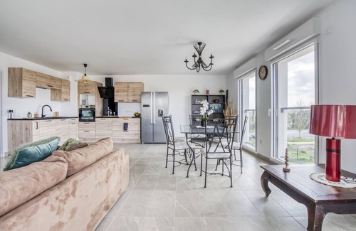 La Tremblade Apartment | Beautiful apartment in La Tremblade
