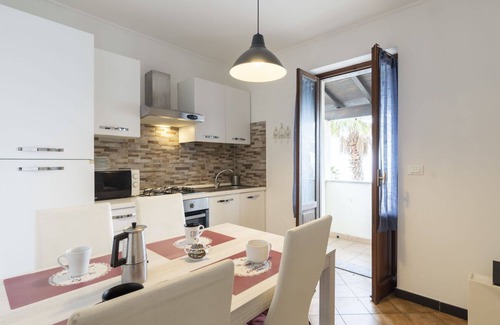 Riva Ligure Apartment | Beautiful apartment for 6 guests with WIFI, TV, terrace and parking