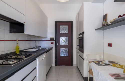 Ventimiglia Apartment | Beautiful apartment for 5 people with WIFI, A/C, balcony and parking