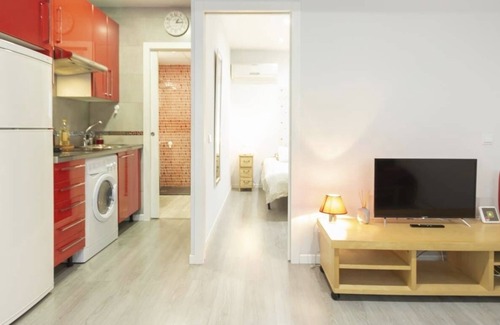 Numancia Apartment | Beautiful apartment 12 minutes from downtown!