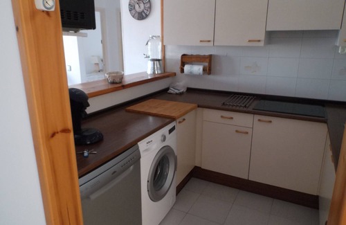 Llanca Apartment | BEAUTIFUL APARTMENT ANY COMFORT, VIEWS OF THE SEA AND MOUNTAIN, POOL
