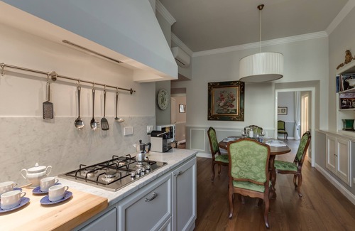 Duomo Apartment | Beautiful apartment at one step from the Dome. Perfect for families!