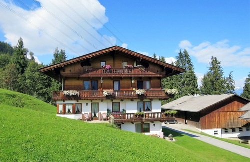 Emberg Apartment | Beautiful apartment for 5 people with WIFI, TV, terrace and parking