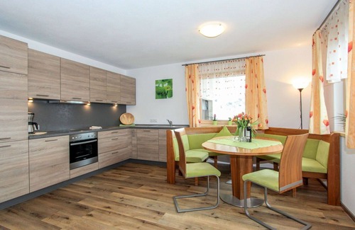 Distelberg Apartment | Beautiful apartment for 6 people with WIFI, TV, patio, panoramic view and parking