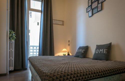 Gambetta Apartment | BEAUTIFUL apartment , beach 3 min walk , free parking, near Negresco