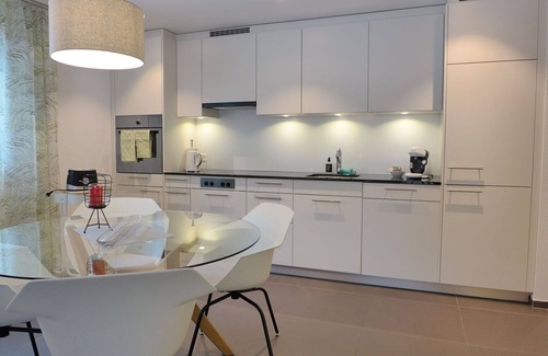 Blausee Apartment | Beautiful apartment for 4 guests with WIFI, TV, terrace, panoramic view and parking
