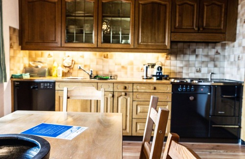 Riederalp Apartment | Beautiful apartment for 8 people with WIFI, TV, balcony and pets allowed