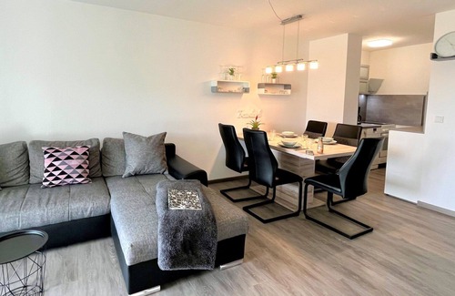 Loffingen Apartment | Beautiful apartment for 4 guests with pool, WIFI, TV, balcony, panoramic view and parking