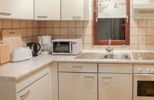 Eisenbach Apartment | Beautiful apartment for 4 guests with WIFI, TV, terrace and parking