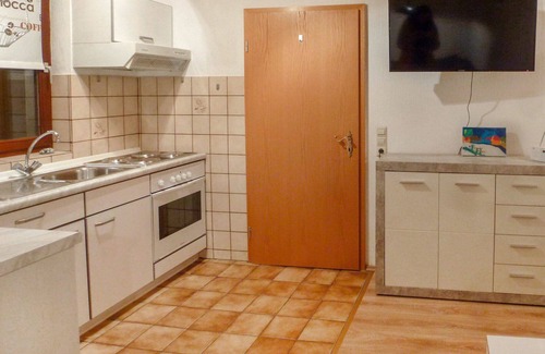 Eisenbach Apartment | Beautiful apartment for 4 guests with WIFI, TV, terrace and parking