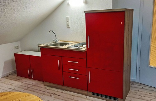 Steinheim Apartment | Beautiful apartment for 2 people with WIFI, TV, balcony and parking