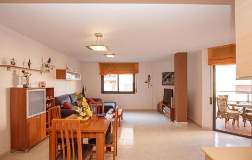 Pineda de Mar Apartment | Beautiful Apartment In Pineda De Mar