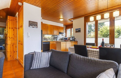 Champery Apartment | Beautiful apartment for 4 people with WIFI, TV, balcony, panoramic view and parking