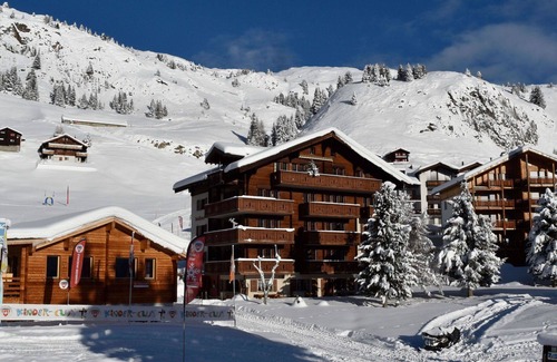 Riederalp Apartment | Beautiful apartment for 4 guests with WIFI, TV and balcony