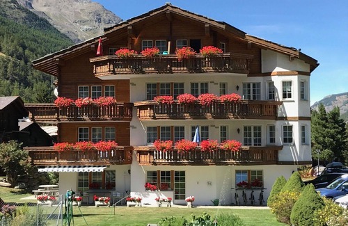 Saas Grund Apartment | Beautiful apartment for 6 people with WIFI, balcony and pets allowed