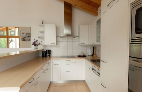 Saas-Fee Apartment | Beautiful apartment for 7 guests with WIFI, TV and balcony