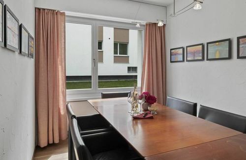 Valbella Apartment | Beautiful apartment for 5 guests with WIFI, TV and balcony