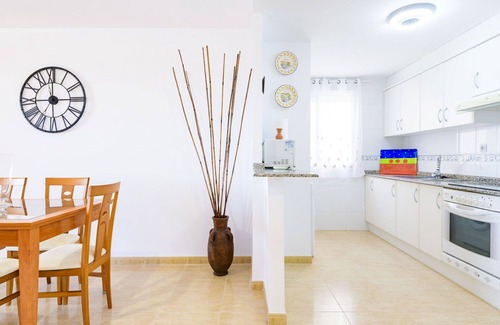 El Grau de Moncofa Apartment | Beautiful apartment for 5 people with pool, WIFI, TV, terrace and pets allowed
