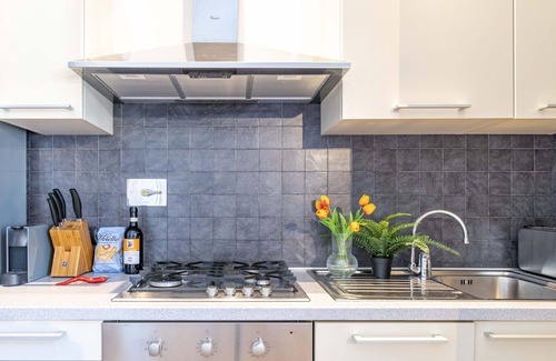 Careggi Rifredi Apartment | Beautiful apartment for 4 guests with WIFI, A/C, TV, balcony and panoramic view