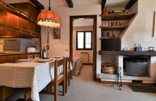Madesimo Apartment | Beautiful apartment for 5 people with WIFI, TV, terrace and parking