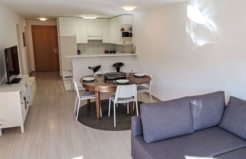 Acletta Apartment | Beautiful apartment for 4 people with WIFI, TV, balcony, panoramic view and parking