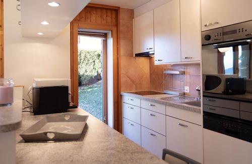 Barboleusaz Apartment | Beautiful apartment for 4 guests with WIFI, TV, terrace and parking