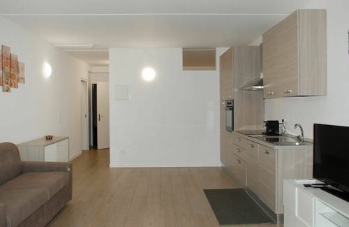 Bigogno Apartment | Beautiful apartment for 4 people with WIFI, pool, A/C, TV, panoramic view and parking