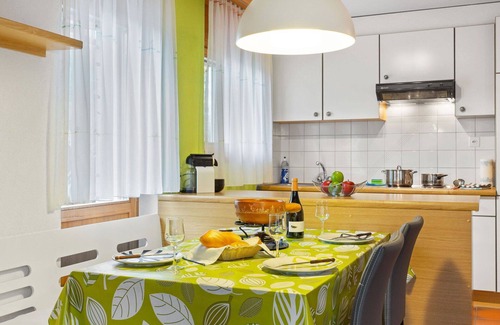 Graechen Apartment | Beautiful apartment for 4 people with TV, terrace, panoramic view and parking