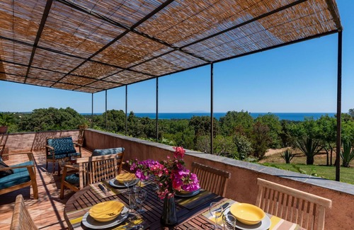 Cervione Apartment | Beautiful apartment for 6 people with A/C, WIFI, TV, patio, pets allowed, panoramic view and par.