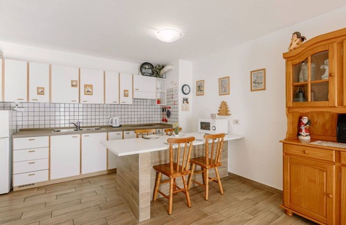 Canazei Apartment | Beautiful apartment for 4 people with WIFI, TV, terrace and pets allowed