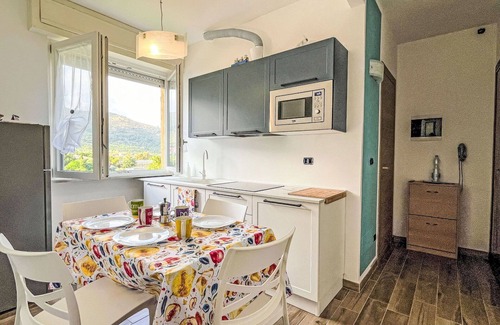 Ceriale Apartment | Beautiful apartment for 4 guests with A/C, WIFI, TV and balcony