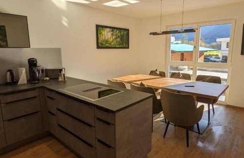 Laengenfeld Apartment | Beautiful apartment for 8 guests with hot tub, WIFI, TV, balcony and parking
