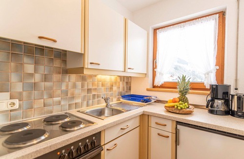 Kappl Apartment | Beautiful apartment for 20 people with WIFI, TV, balcony and parking